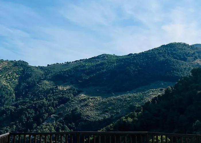 La Casita De La Loma بيت للعطل