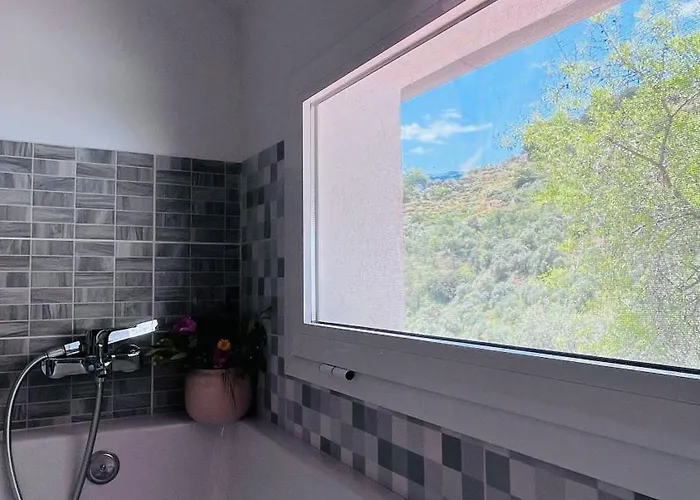 La Casita De La Loma بيت للعطل *