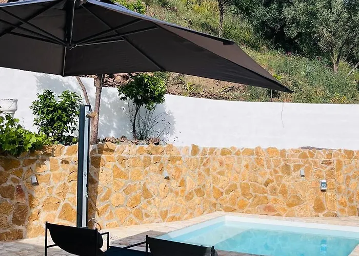 La Casita De La Loma بيت للعطل مالقة